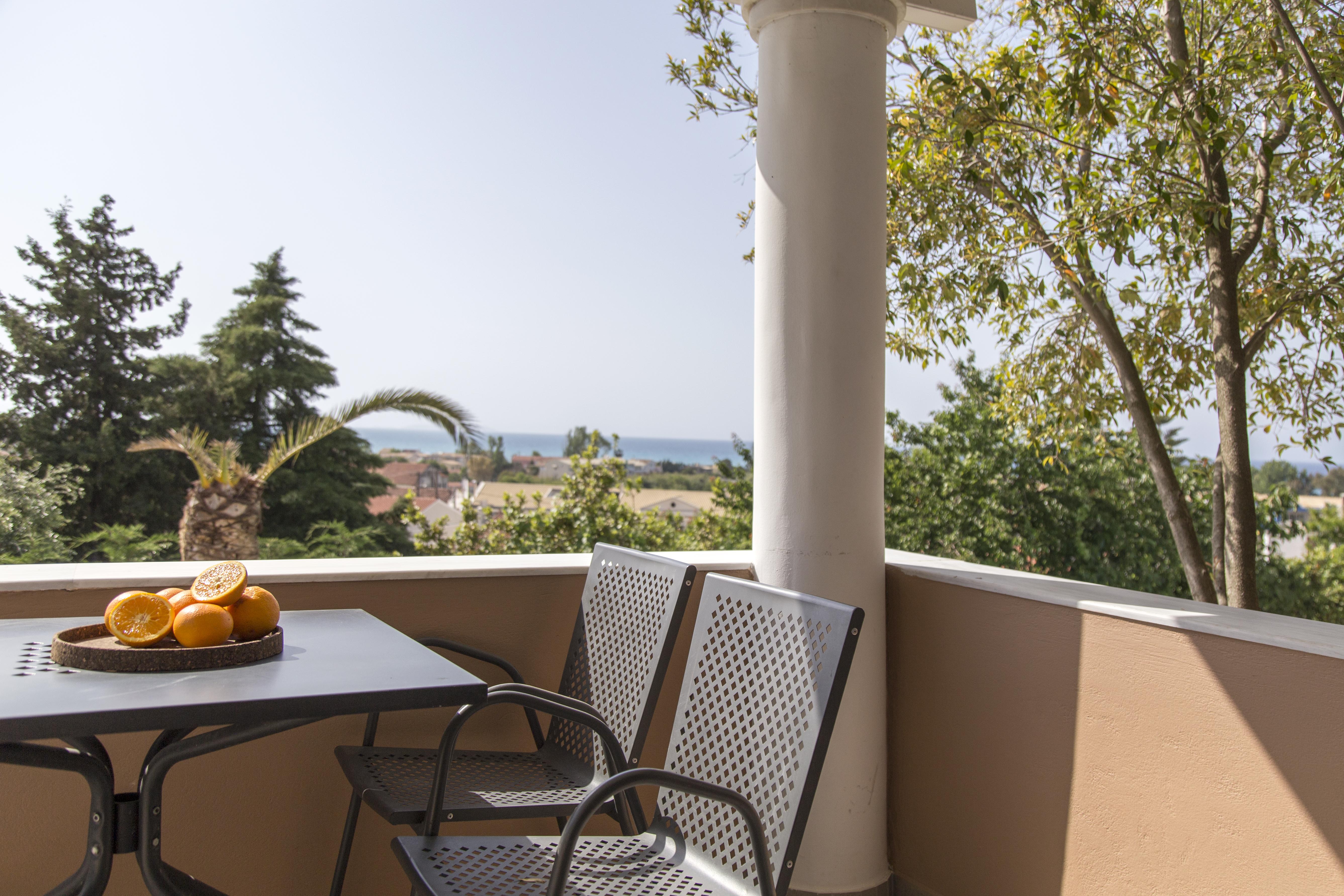 Lena Mare Boutique Hotel Ахарави Екстериор снимка